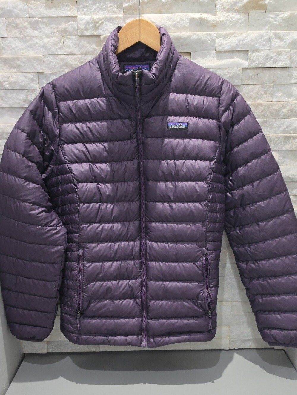 Patagonia Women's Down Plum Lightweight Puffer Jacket